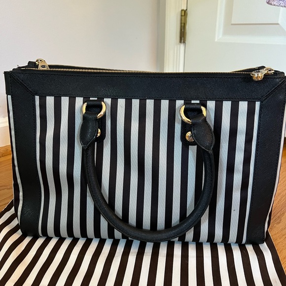 Henri Bendel Miss Bendel Striped Caryall Bag - Picture 4 of 14